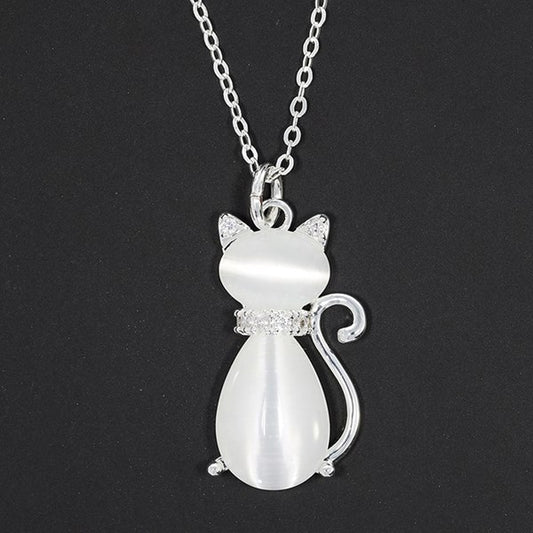 Silverplated Cat Moonstone Necklace