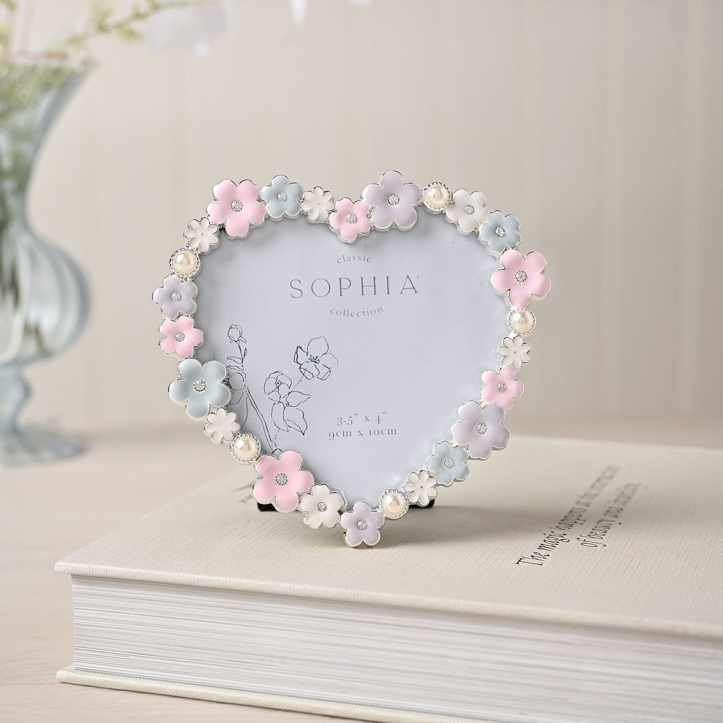 Daisy Pastel Photo Frame Heart 3.5" x 4.0"